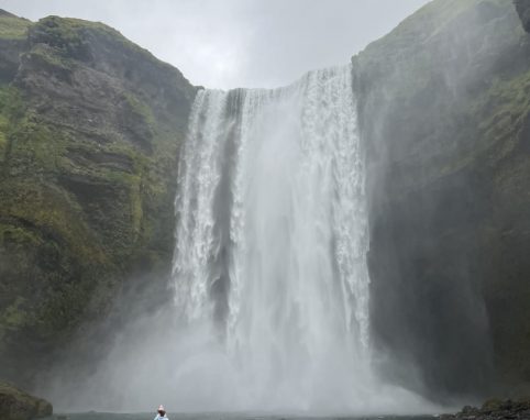 1º lugar: Daniela Dermendjian Duprat Avellar - Título do trabalho: A criança e a cachoeira