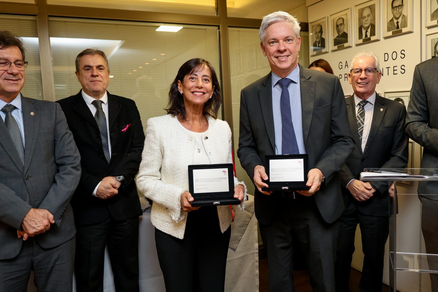 Eloísa de Sousa Arruda e Vladimir Brega Filho - Banca do Arrazoado Forense (Série Criminal)