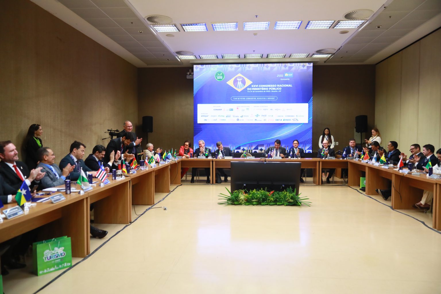 Reunião ordinária da CONAMP