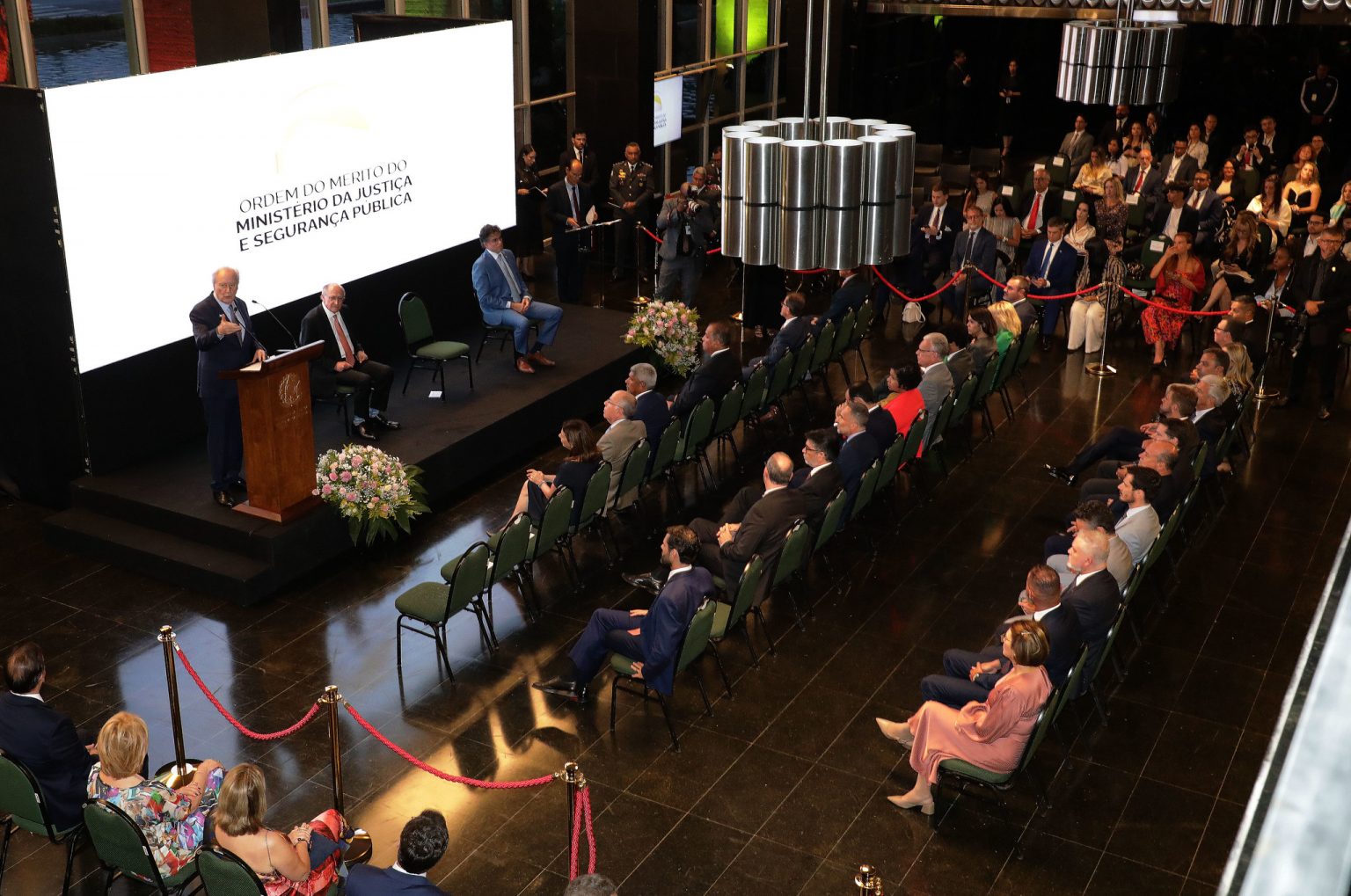 Entrega da Medalha da Ordem do Mérito do Ministério da Justiça e Segurança Pública