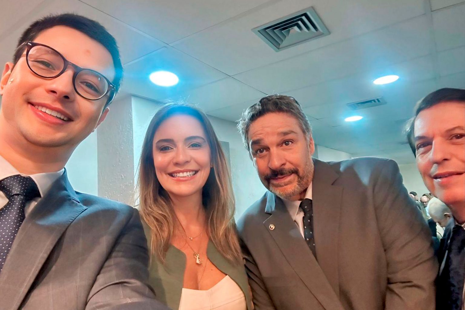 Da esquerda para a direita: Kim Barbosa, Vanessa Mateus, Francisco Cirillo e Francisco Calejon