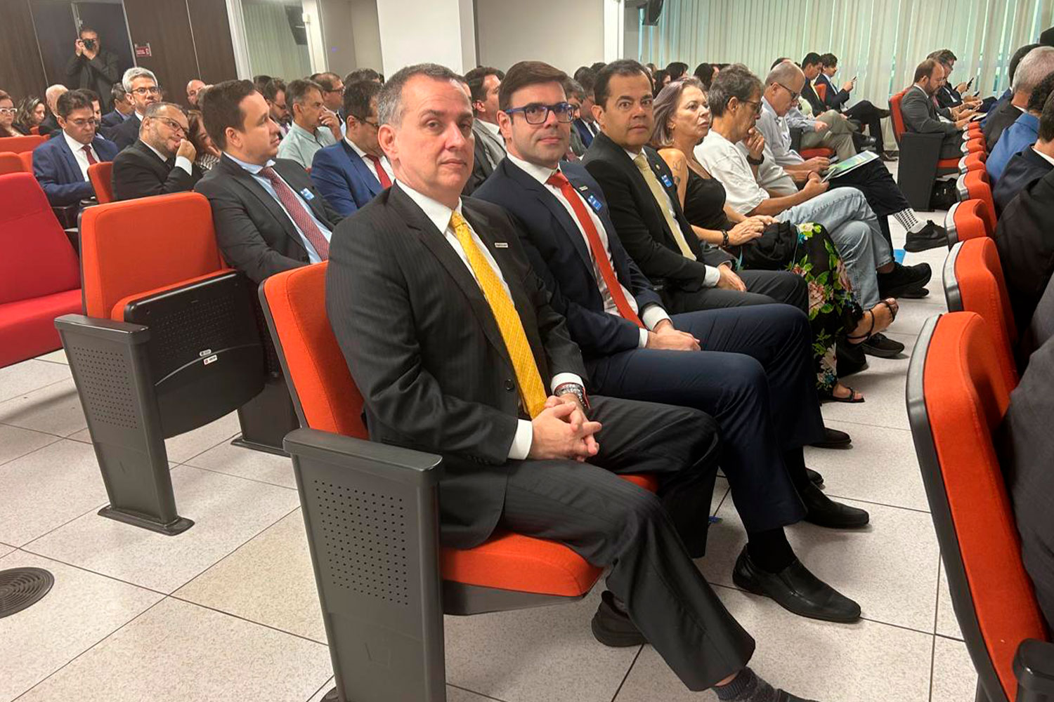 Em Brasília, diretoria tem audiências com ministros e participa de reuniões